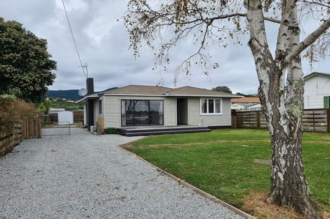 Photo of property in 86 Rata Road, Raumati Beach, Paraparaumu, 5032