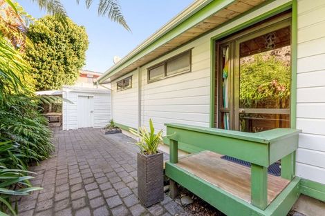 Photo of property in 8g Nevada Drive, Merrilands, New Plymouth, 4312