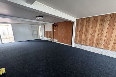 Photo of property in 5 Barker Rise, Northcross, Auckland, 0632