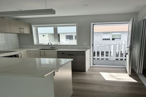 Photo of property in 2/39 Beresford Street, New Brighton, Christchurch, 8061