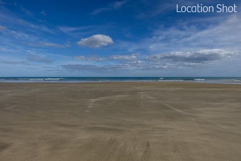 Photo of property in 7 Bayly Street, Baylys Beach, Dargaville, 0377