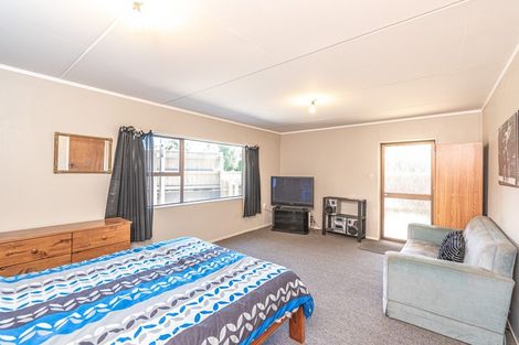 Photo of property in 87 Great North Road, Saint Johns Hill, Whanganui, 4501
