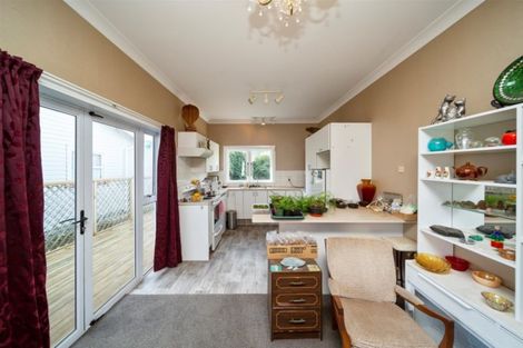 Photo of property in 48 Egmont Street, Hawera, 4610
