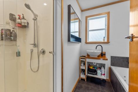 Photo of property in 27 Iti Street, Otaki, 5512