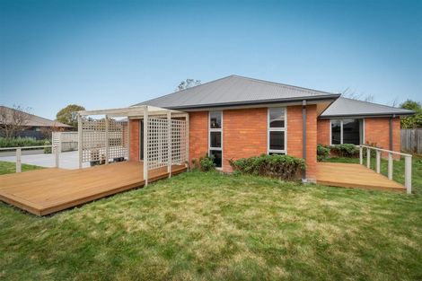 Photo of property in 2 Mimosa Lane, Yaldhurst, Christchurch, 8042