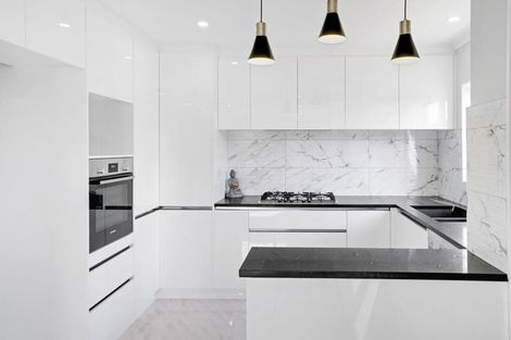 Photo of property in 20 Survila Street, Takanini, 2110