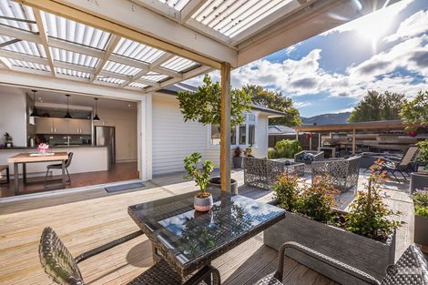 Photo of property in 18 Merton Street, Trentham, Upper Hutt, 5018