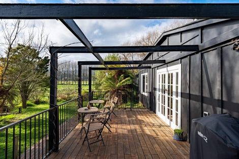 Photo of property in 806 Pohangina Road, Ashhurst, 4884