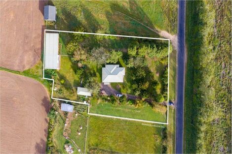 Photo of property in 97 Matheson Road, Tikokino, 4274