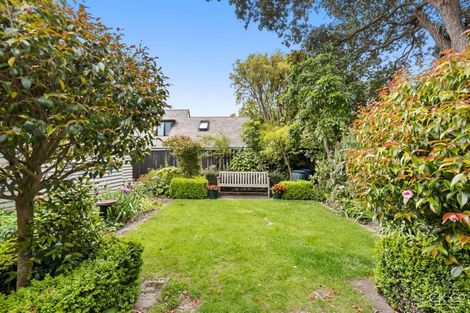 Photo of property in 19 Hinau Street, Woburn, Lower Hutt, 5010