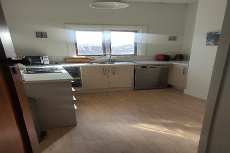 Photo of property in 56f6 Tanera Crescent, Brooklyn, Wellington, 6021