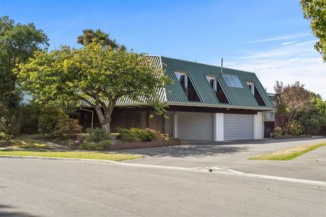 Photo of property in 10 Stormont Place, Avonhead, Christchurch, 8042