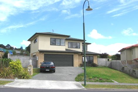 Photo of property in 52 Black Teal Close, Unsworth Heights, Auckland, 0632