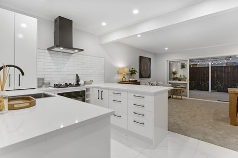 Photo of property in 2/18 Gray Avenue, Mangere East, Auckland, 2024