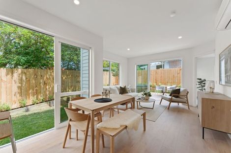 Photo of property in 4c Towra Place, Botany Downs, Auckland, 2010