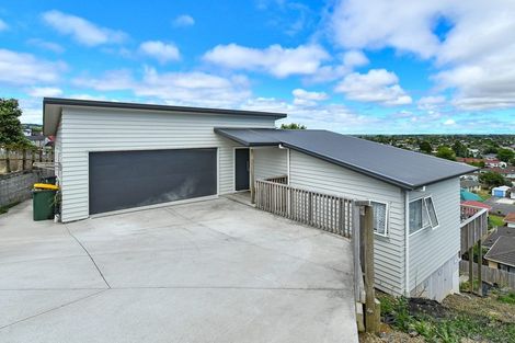Photo of property in 159 Keri Vista Rise, Papakura, 2110