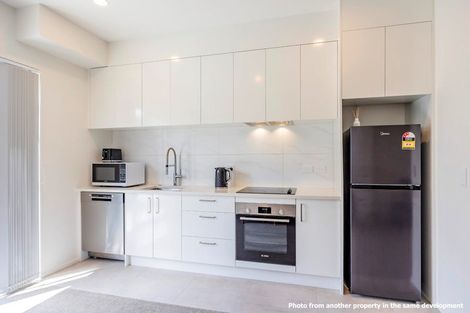 Photo of property in 57a Edmonton Road, Henderson, Auckland, 0612