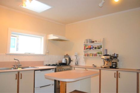 Photo of property in 40 Tiber Street, Island Bay, Wellington, 6023