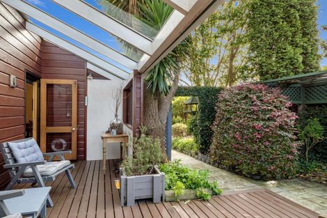 Photo of property in 27a Collingwood Street, Hokowhitu, Palmerston North, 4410