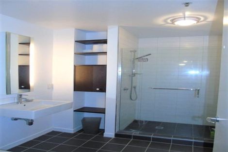 Photo of property in Montreaux Apartments, 8d/164 The Terrace, Wellington Central, Wellington, 6011