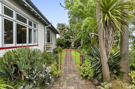 Photo of property in 263 Carrington Street, Vogeltown, New Plymouth, 4310