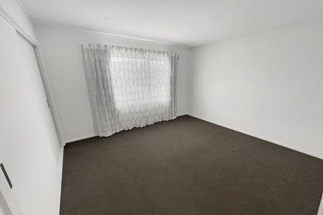 Photo of property in 27 Hinemoa Street, Levin, 5510