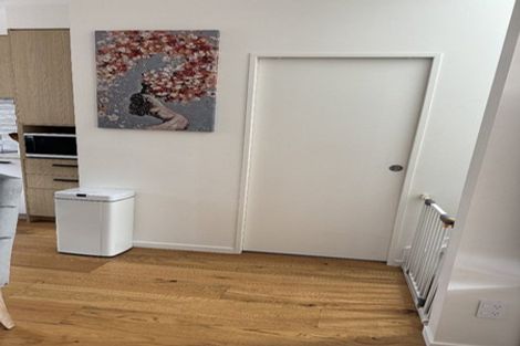 Photo of property in 11 Mahalo Avenue, Wiri, Auckland, 2104