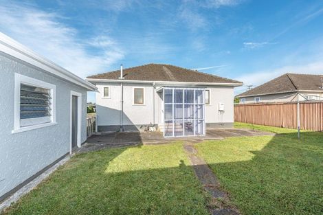 Photo of property in 28 Roberts Avenue, Aramoho, Whanganui, 4500