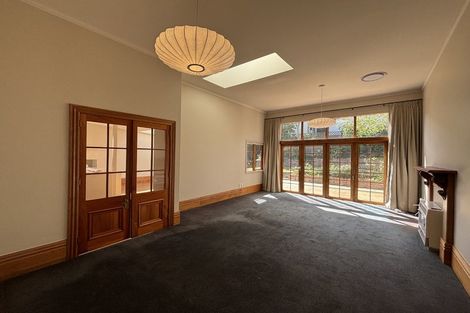 Photo of property in 17 Armour Avenue, Mount Victoria, Wellington, 6011