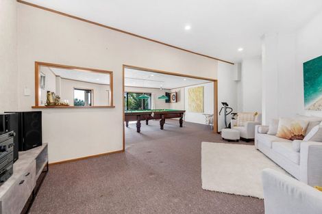 Photo of property in 16 Tainui Road, Cockle Bay, Auckland, 2014