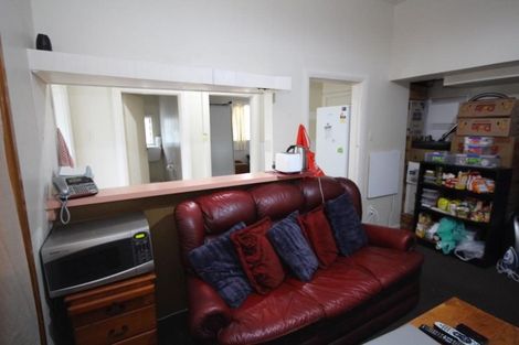 Photo of property in 7 Murray Street, Island Bay, Wellington, 6023