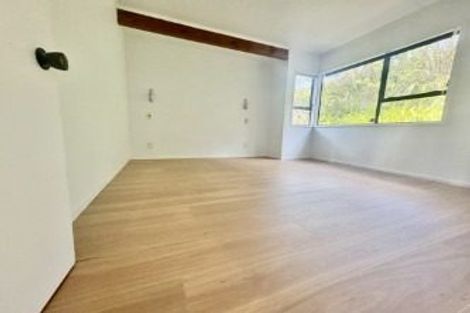 Photo of property in 957 East Coast Road, Torbay, Auckland, 0630