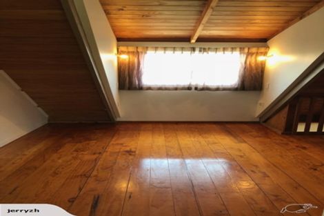 Photo of property in 83 Red Beach Road, Red Beach, 0932