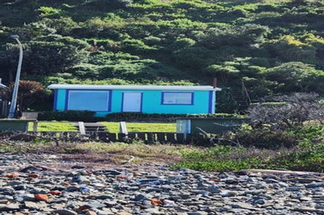 Photo of property in 130 Owhiro Bay Parade, Owhiro Bay, Wellington, 6023