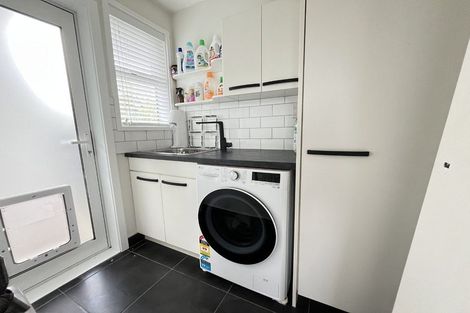 Photo of property in 28 Ingrid Street, Parklands, Christchurch, 8083