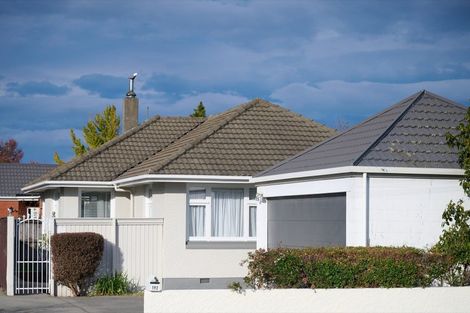 Photo of property in 192 Avonhead Road, Avonhead, Christchurch, 8042