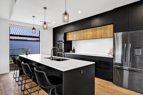 Photo of property in 4/20 Gordon Street, Glen Avon, New Plymouth, 4312