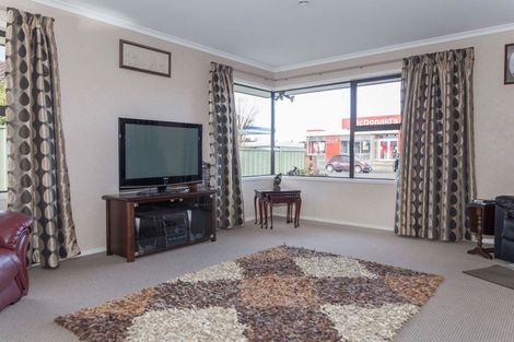 Photo of property in 201 High Street, Dannevirke, 4930