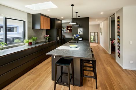 Photo of property in 25b Standen Street, Karori, Wellington, 6012