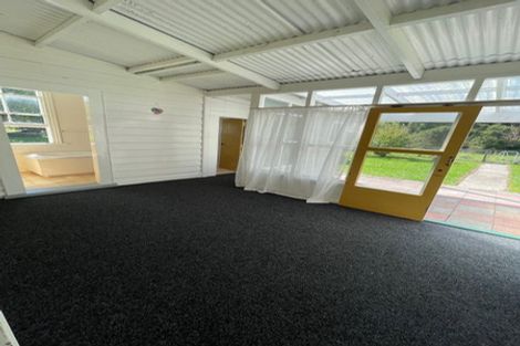 Photo of property in 76 Takapau Road, Tolaga Bay, 4077