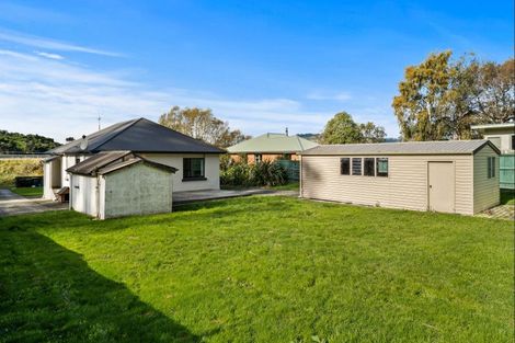 Photo of property in 89 Blanket Bay Road, Sawyers Bay, Port Chalmers, 9023