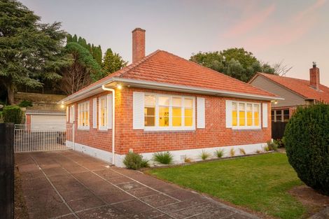 Photo of property in 10 Galway Avenue, Hamilton East, Hamilton, 3216
