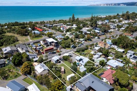 Photo of property in 21 Grove Road, Haumoana, 4102