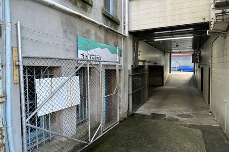 Photo of property in 8/101 Hobsonville Road, West Harbour, Auckland, 0618