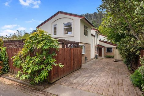 Photo of property in 84 Bowenvale Avenue, Cashmere, Christchurch, 8022