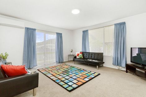Photo of property in 2/12 Tacoma Drive, Totara Park, Upper Hutt, 5018