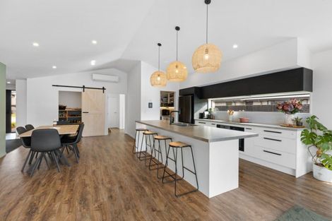 Photo of property in 39 Plover Avenue, Amberley, 7410