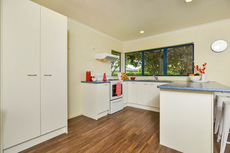 Photo of property in 41 Manuroa Road, Takanini, 2112