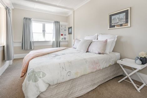 Photo of property in 17 Kopanga Road, Havelock North, 4130