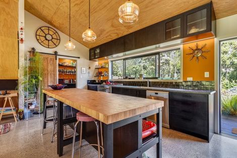 Photo of property in 33a Waiotahi Drive, Mangawhai, 0573